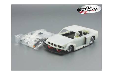 BMW 320 Gr. 5 V. 1 Full Car White Kit